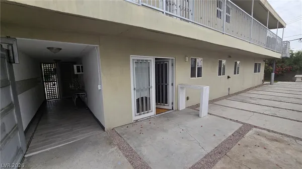 $1,000 | 3418 Oneida Way, Unit 1, Las Vegas, NV 89169