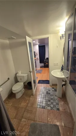 $1,000 | 3418 Oneida Way, Unit 1, Las Vegas, NV 89169