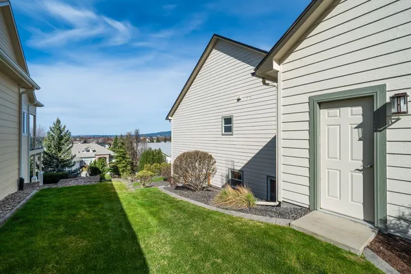 $799,000 | 1211 North Lancashire Lane, Liberty Lake, WA 99019