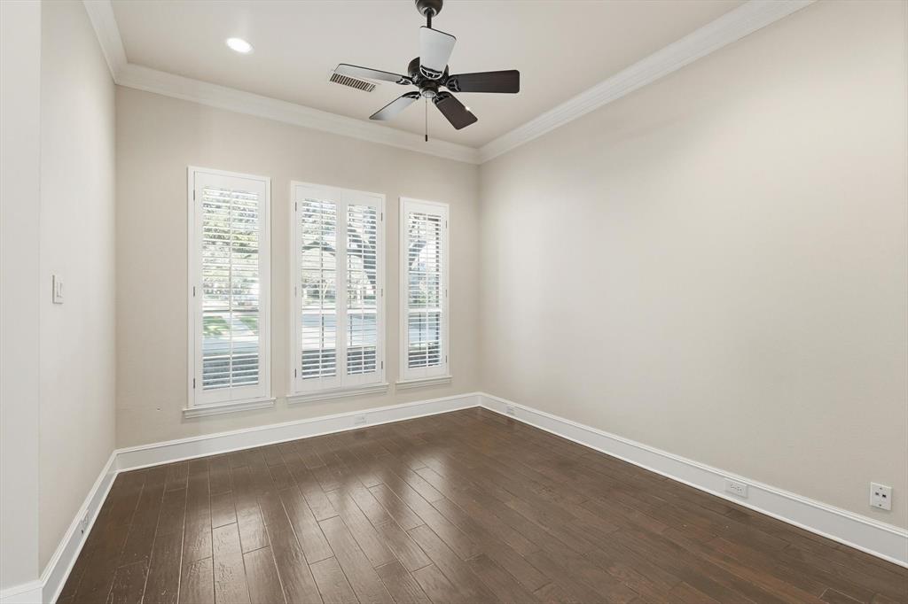 601 April Sound McKinney, TX 75071 - Photo 4 of 20