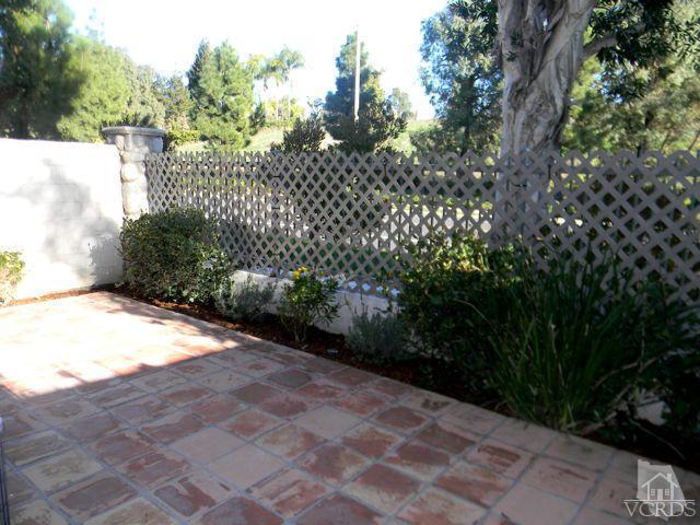 11525 Treeview Court Moorpark, CA 93021 - Photo 10 of 17 a view of a yard with plants and trees
