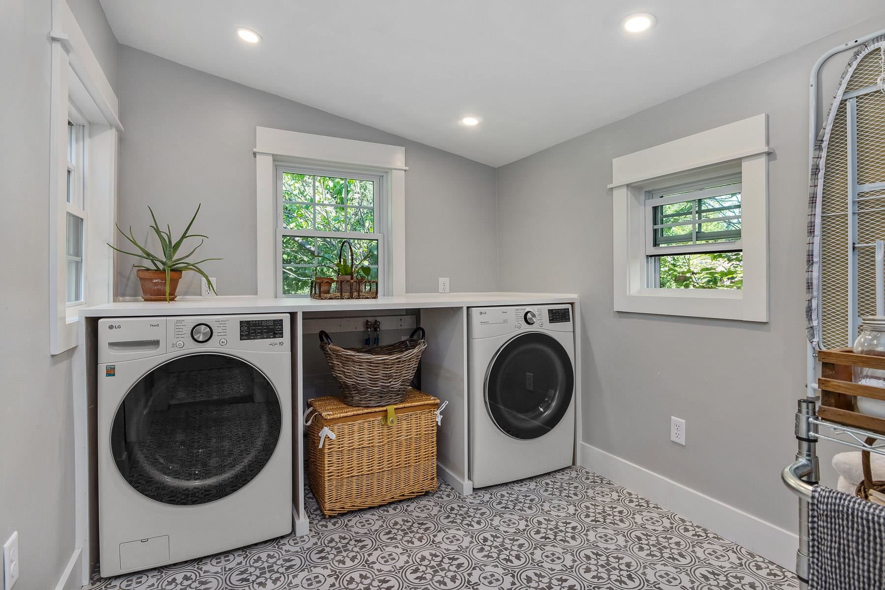 340 Water Street Exeter, NH 03833 - Photo 8 of 40