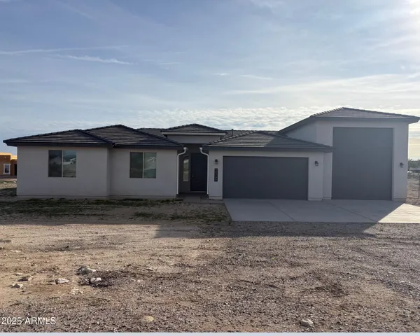 $685,000 | 20285 West Wolf Street, Litchfield Park, AZ 85340