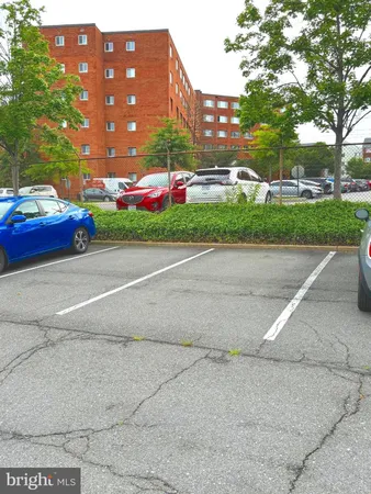 $259,000 | 1830 Columbia Pike, Unit 207, Arlington, VA 22204