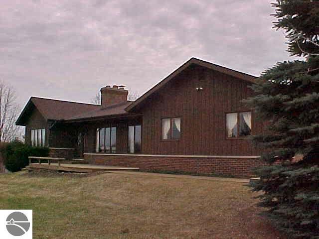 7029 Rosinski Road Cedar, MI 49621 - Photo 1 of 9 1661455.JPG
