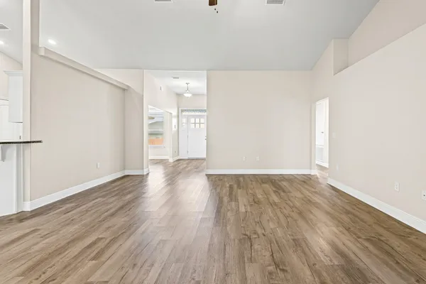 $359,900 | 2185 Jernigan Drive, Crestview, FL 32536