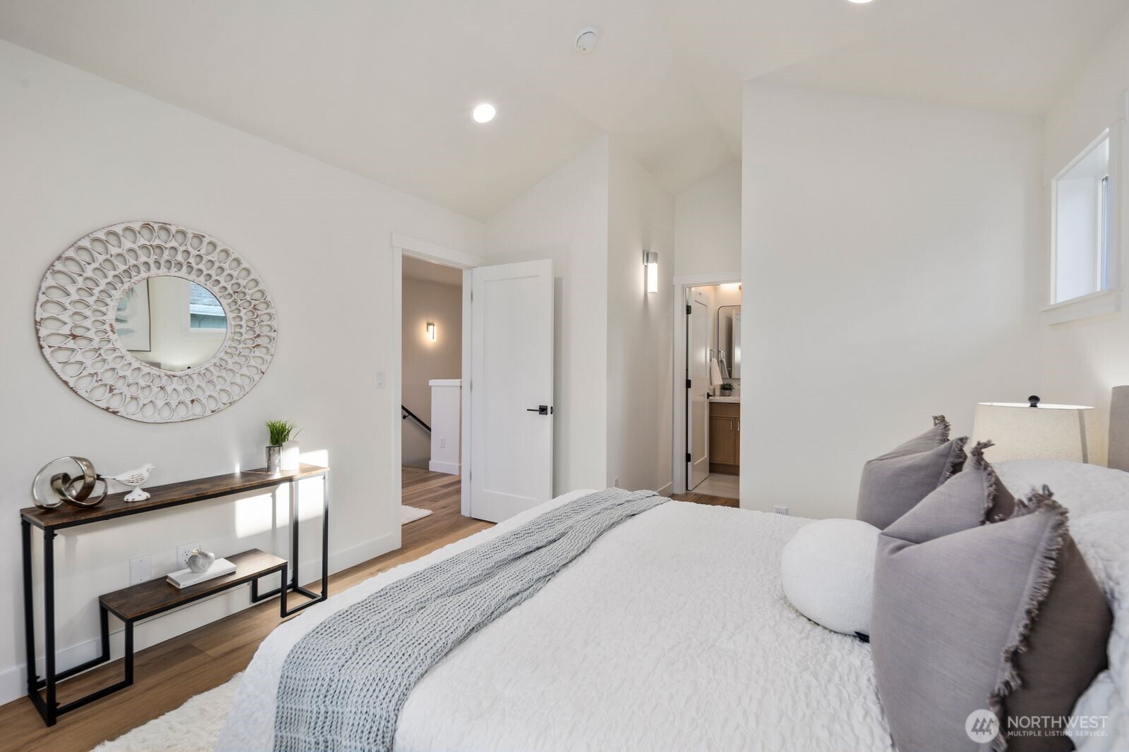 1004 North 48th Street, Unit C Seattle, WA 98103 - Photo 14 of 20