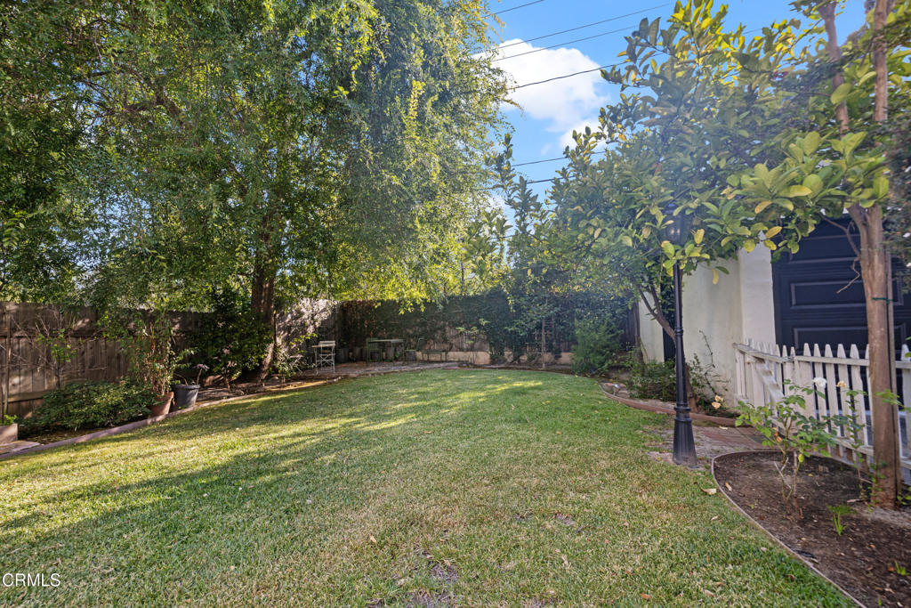 263 San Miguel Road Pasadena, CA 91105 - Photo 28 of 28 a view of a backyard