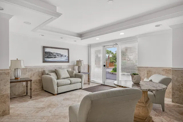 $329,900 | 195 Durango Road, Unit 2D, Destin, FL 32541