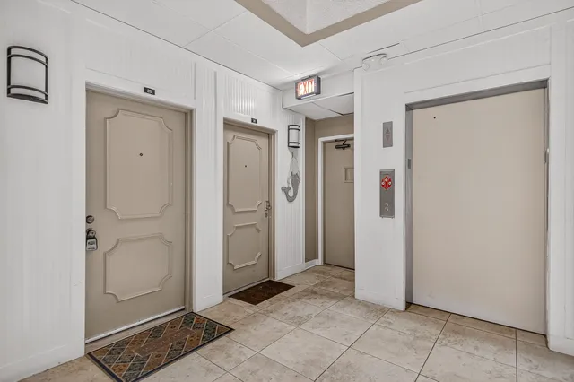 $329,900 | 195 Durango Road, Unit 2D, Destin, FL 32541