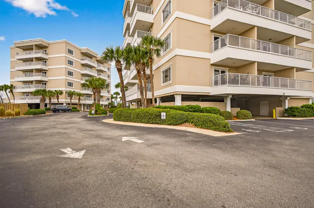 $329,900 | 195 Durango Road, Unit 2D, Destin, FL 32541