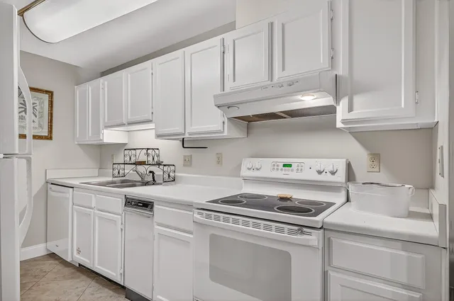 $329,900 | 195 Durango Road, Unit 2D, Destin, FL 32541