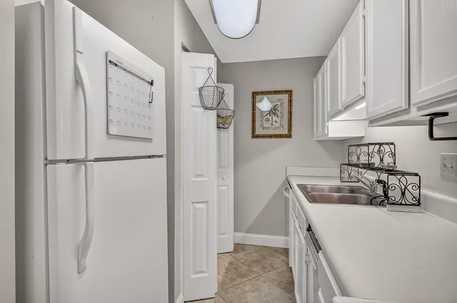 $329,900 | 195 Durango Road, Unit 2D, Destin, FL 32541