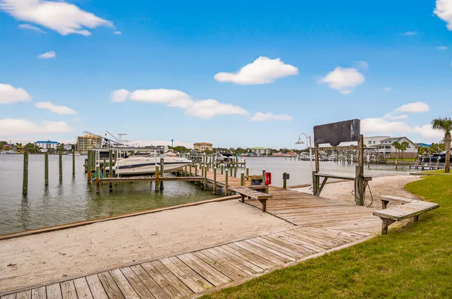 $329,900 | 195 Durango Road, Unit 2D, Destin, FL 32541