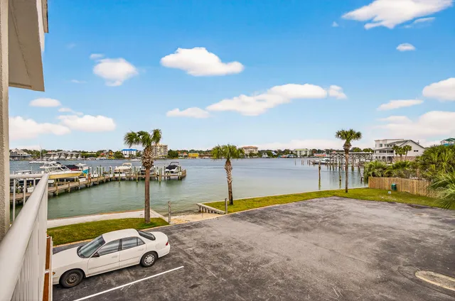 $329,900 | 195 Durango Road, Unit 2D, Destin, FL 32541