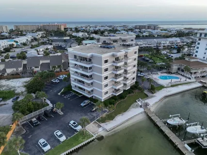 $329,900 | 195 Durango Road, Unit 2D, Destin, FL 32541