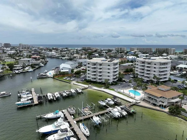 $295,000 | 195 Durango Road, Unit 2D, Destin, FL 32541