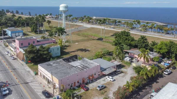 $450,000 | 185 East Main Street, Pahokee, FL 33476