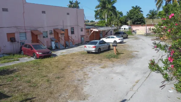 $450,000 | 185 East Main Street, Pahokee, FL 33476