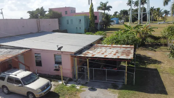 $450,000 | 185 East Main Street, Pahokee, FL 33476