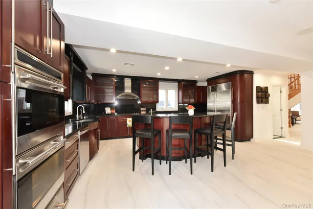 $1,899,000 | 85-35 Midland Parkway | Jamaica Estates