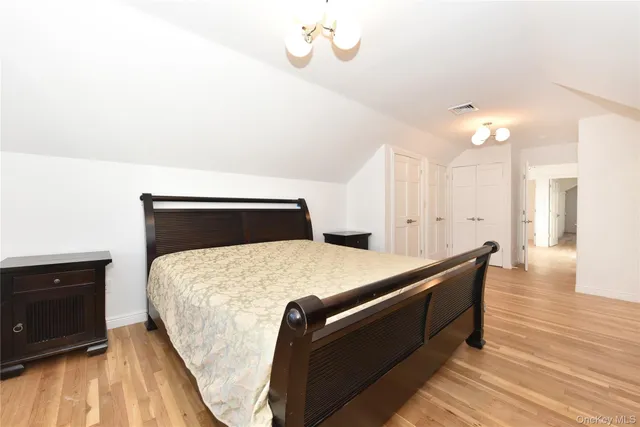 $1,899,000 | 85-35 Midland Parkway | Jamaica Estates
