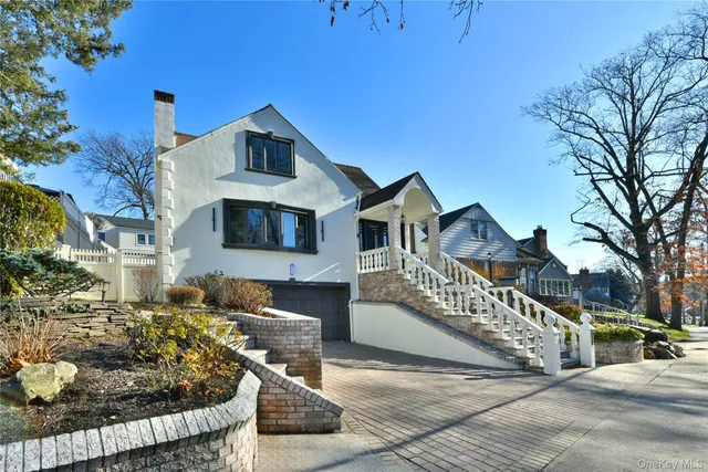 $1,899,000 | 85-35 Midland Parkway | Jamaica Estates