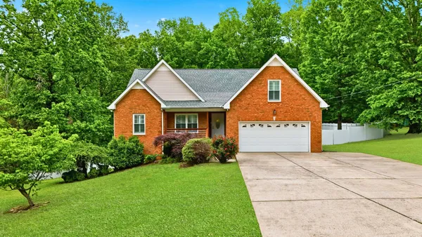 $525,000 | 206 Eastwood Drive, Unit A, Dickson, TN 37055