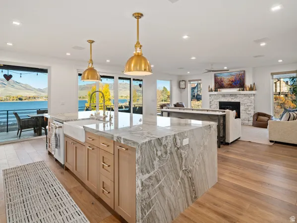 $3,195,000 | 6384 725 South, Unit 49, Huntsville, UT 84317