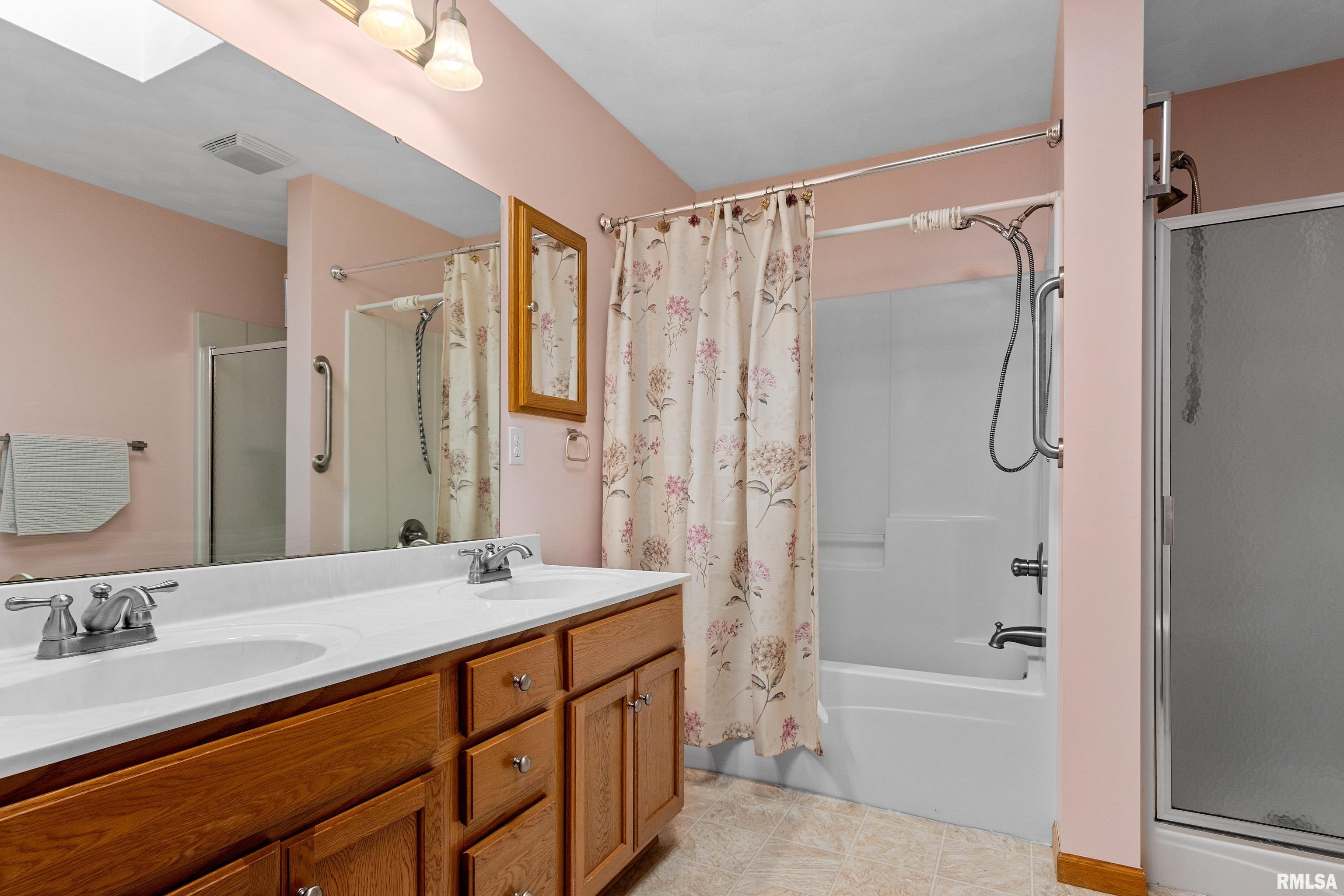 1126 North Main Street Washington, IL 61571 - Photo 16 of 24