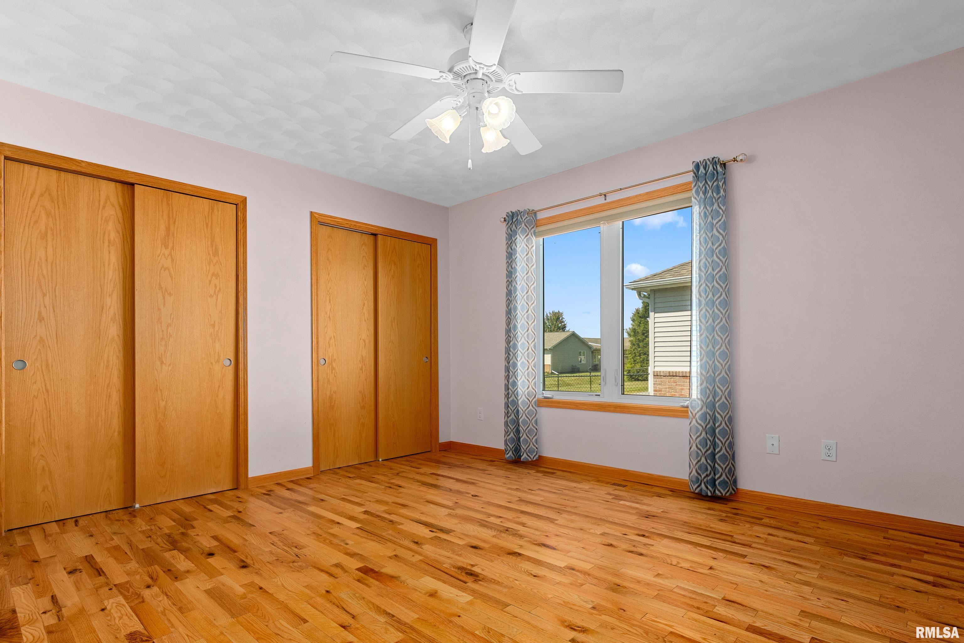 1126 North Main Street Washington, IL 61571 - Photo 21 of 24