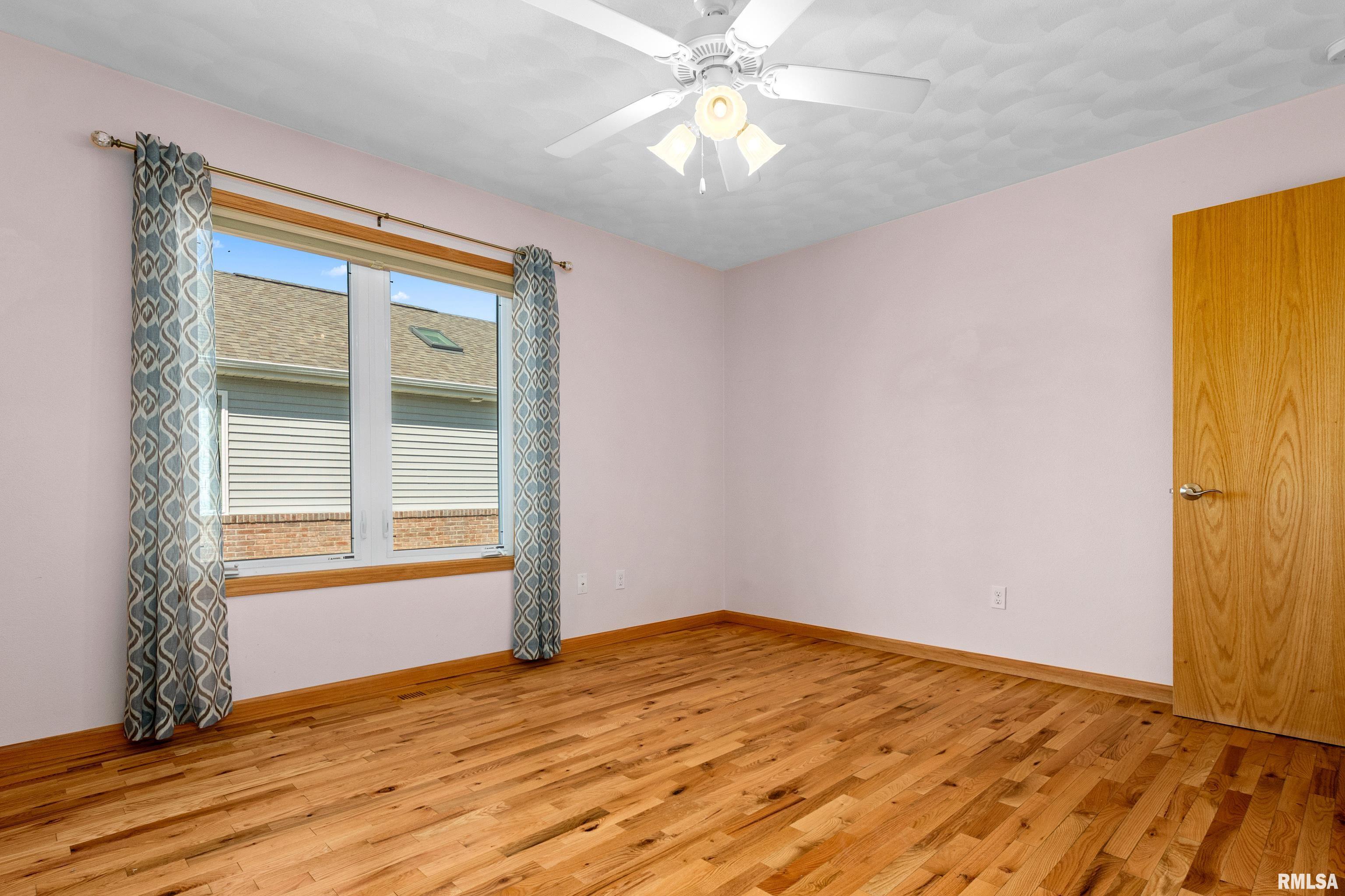1126 North Main Street Washington, IL 61571 - Photo 23 of 24
