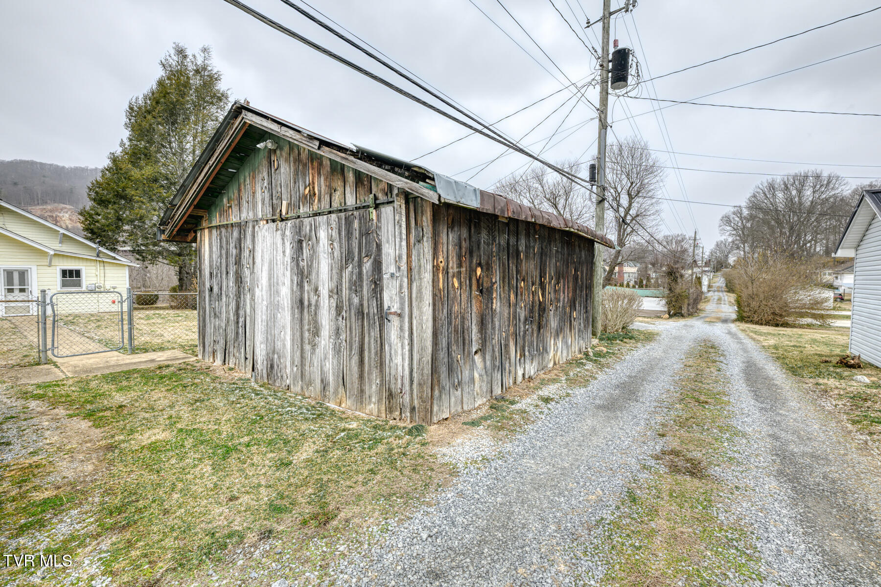 708 North Main Avenue Erwin, TN 37650 - Photo 28 of 28 708 N Main Ave-28
