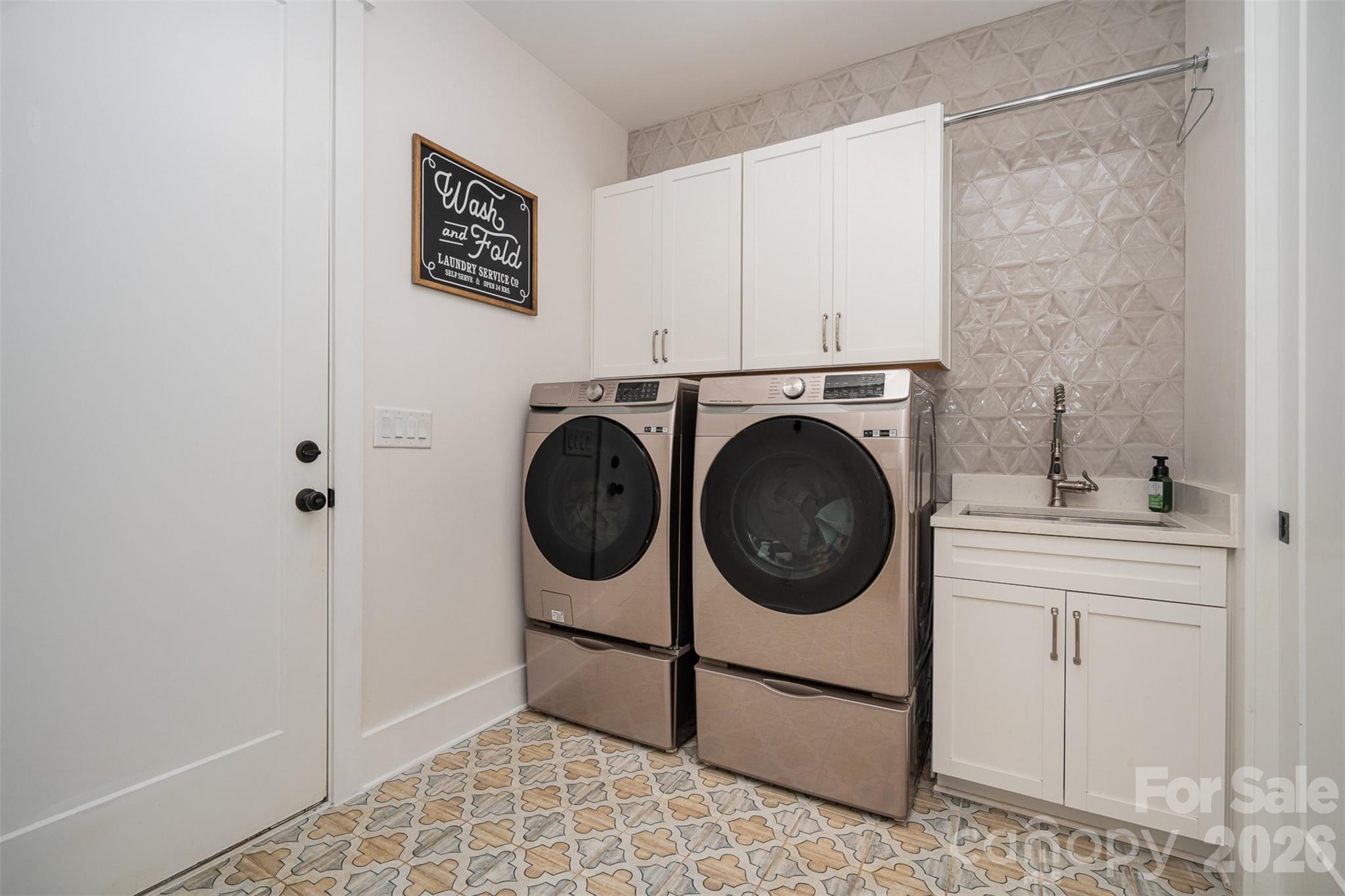 4125 Spring Street Charlotte, NC 28270 - Photo 36 of 37 a utility room with dryer and washer