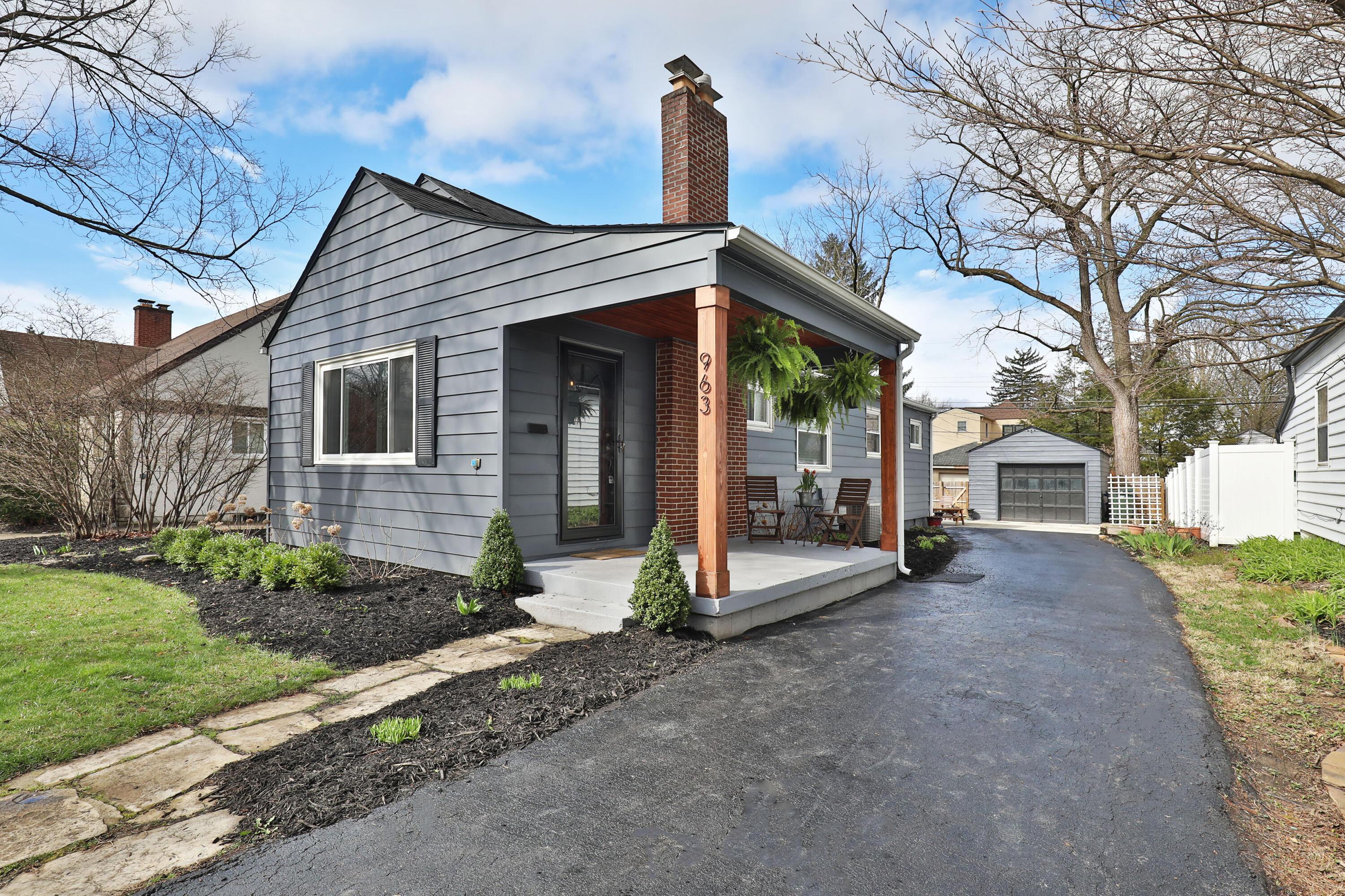 963 Kenwick Road Columbus, OH 43209 - Photo 2 of 36 963-Kenwick-04