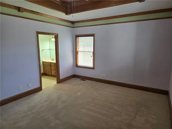 $395,000 | 22604 Vincent Street, Peculiar, MO 64078