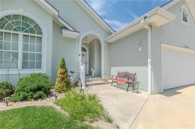 $419,000 | 22604 Vincent Street, Peculiar, MO 64078