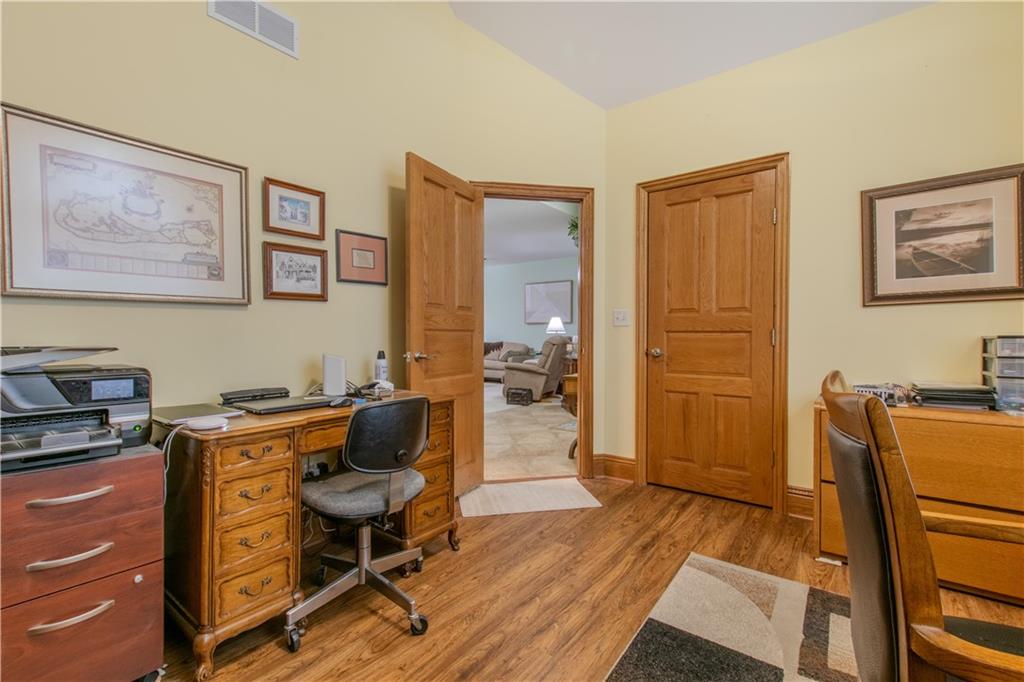 22604 Vincent Street Peculiar, MO 64078 - Photo 6 of 42