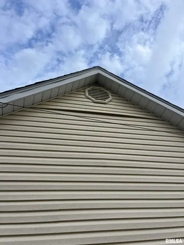 $71,050 | 517 West Barnett Street, Harrisburg, IL 62946