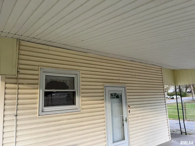 $71,050 | 517 West Barnett Street, Harrisburg, IL 62946