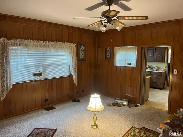 $71,050 | 517 West Barnett Street, Harrisburg, IL 62946