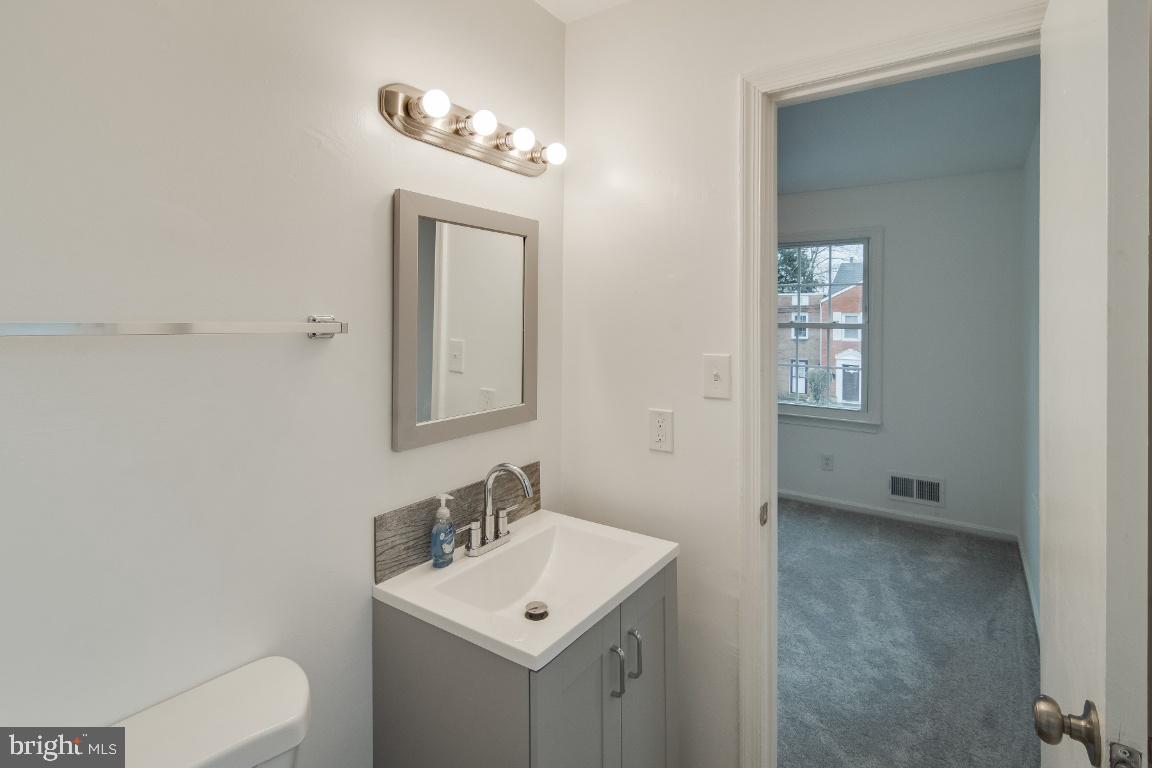 9411 Taney Road Manassas, VA 20110 - Photo 17 of 24 Gallery Image 17