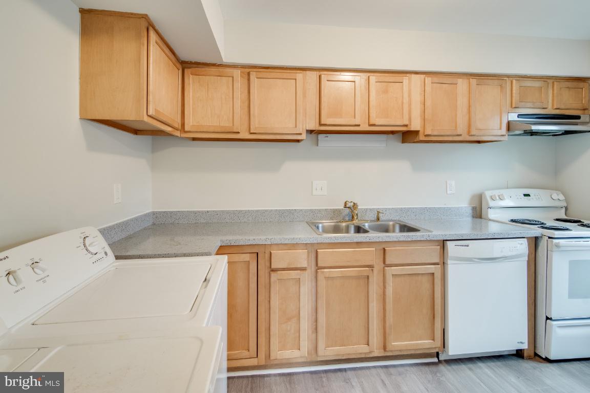 9411 Taney Road Manassas, VA 20110 - Photo 6 of 24 Gallery Image 6