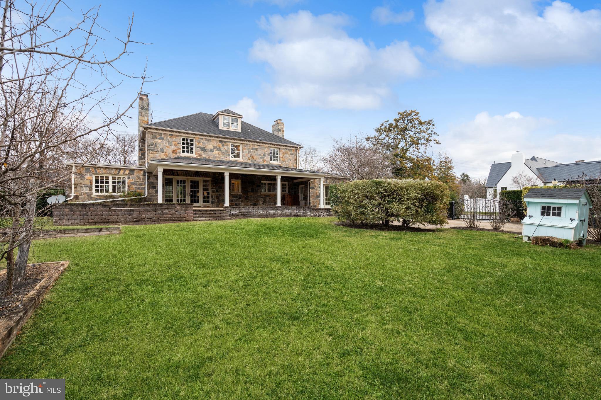 900 Rosemont Avenue Frederick, MD 21701 - Photo 2 of 62 Exceptional Double Lot