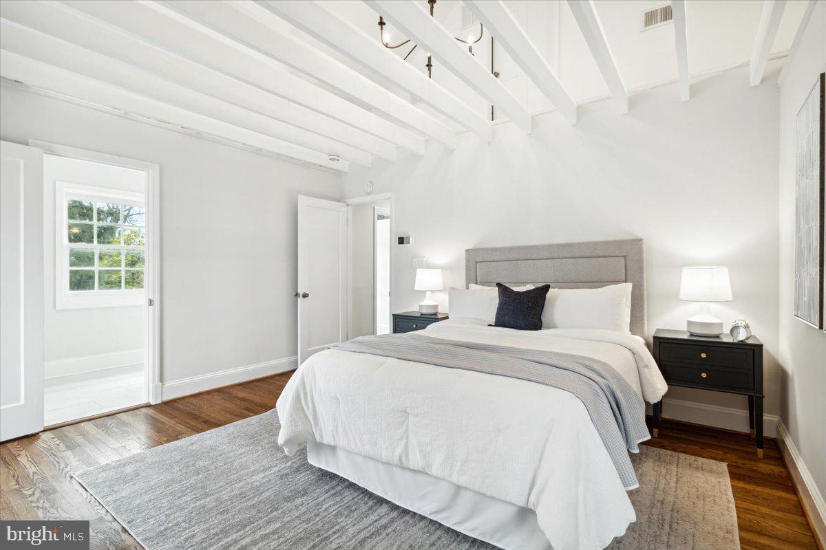 900 Rosemont Avenue Frederick, MD 21701 - Photo 30 of 62 Primary suite