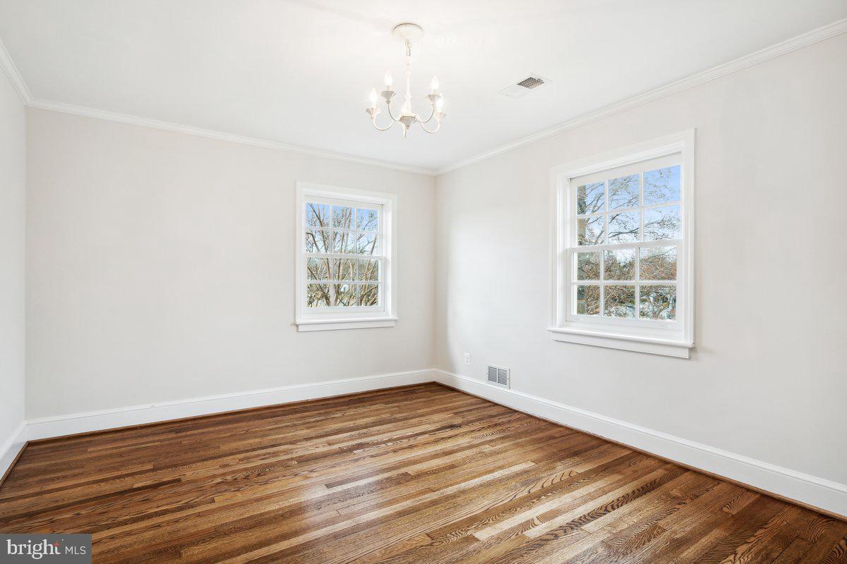 900 Rosemont Avenue Frederick, MD 21701 - Photo 41 of 62 Third bedroom