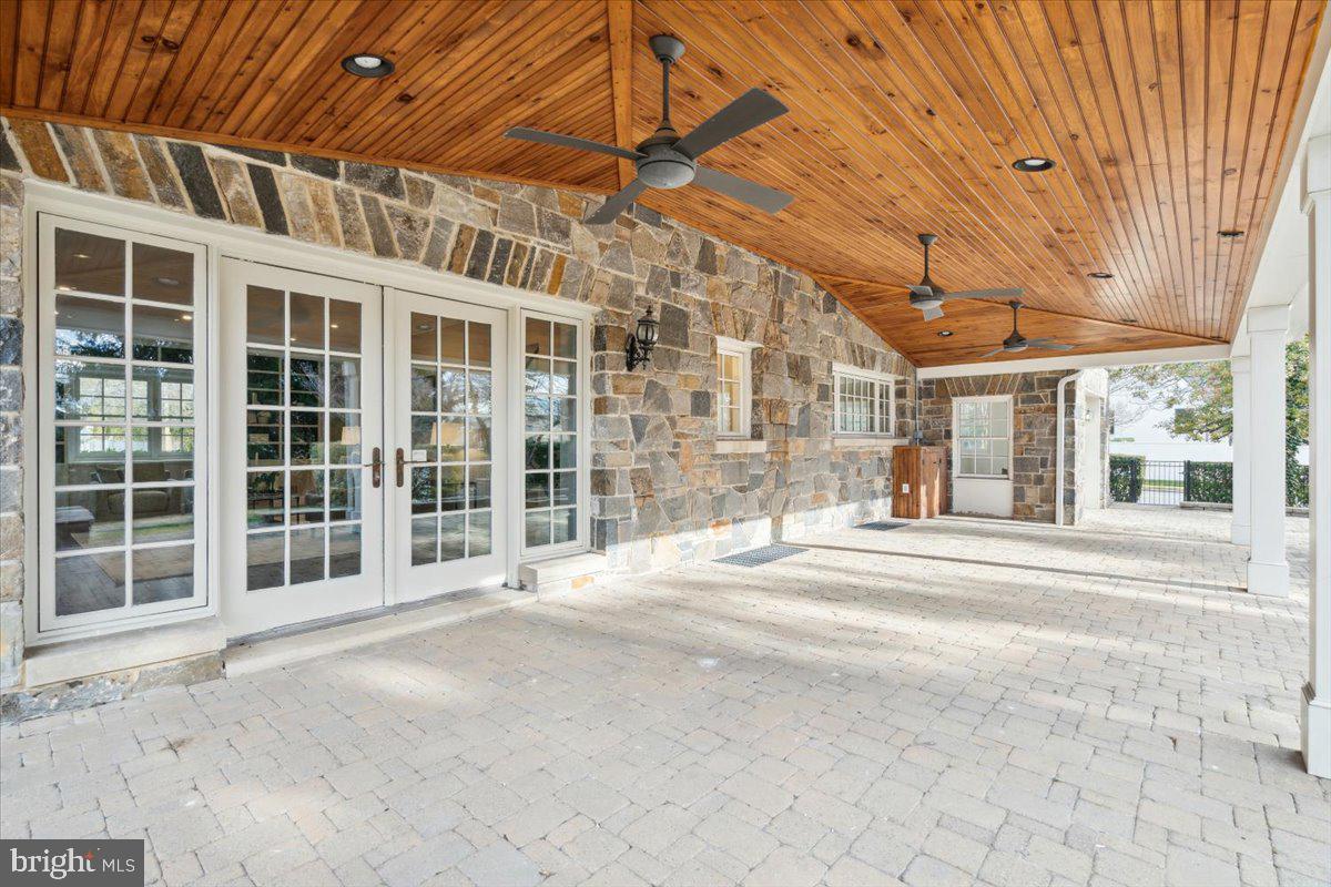 900 Rosemont Avenue Frederick, MD 21701 - Photo 50 of 62 Huge covered patio