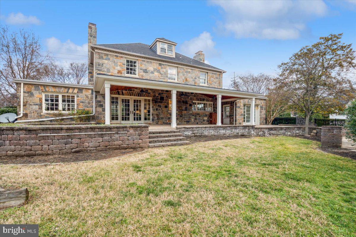 900 Rosemont Avenue Frederick, MD 21701 - Photo 52 of 62 Back of home