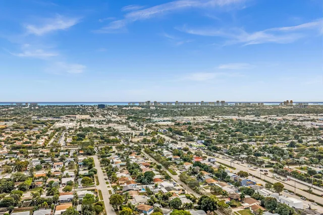 an aerial view of multiple house