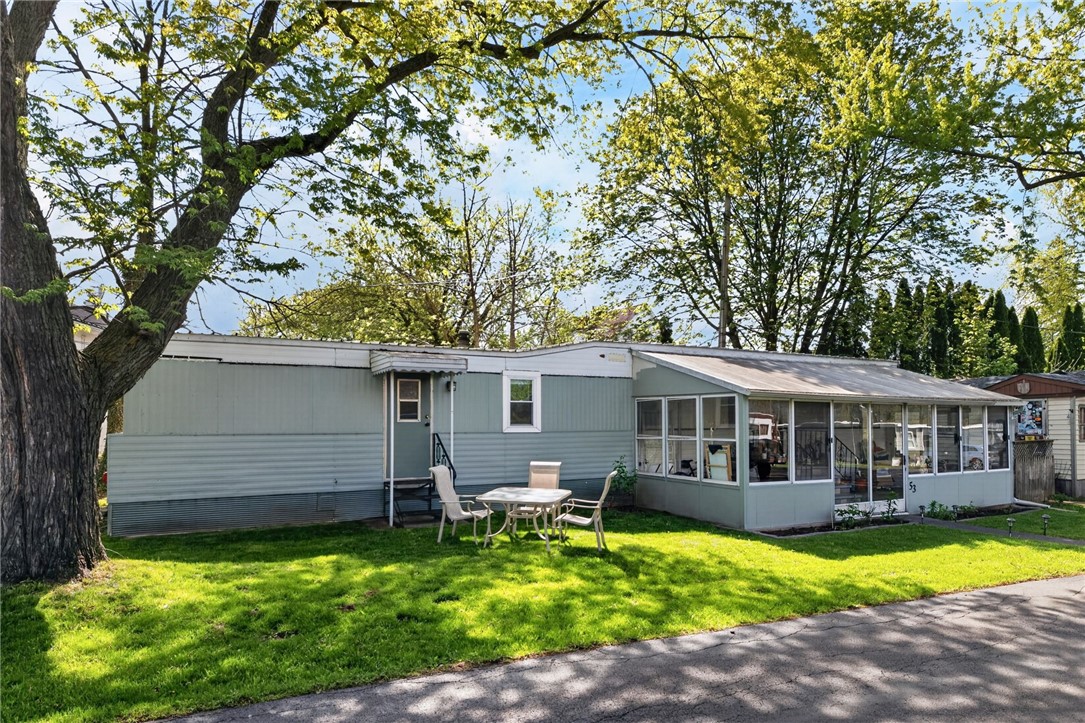1529 Buffalo Road Gates, NY 14624 - Photo 3 of 19